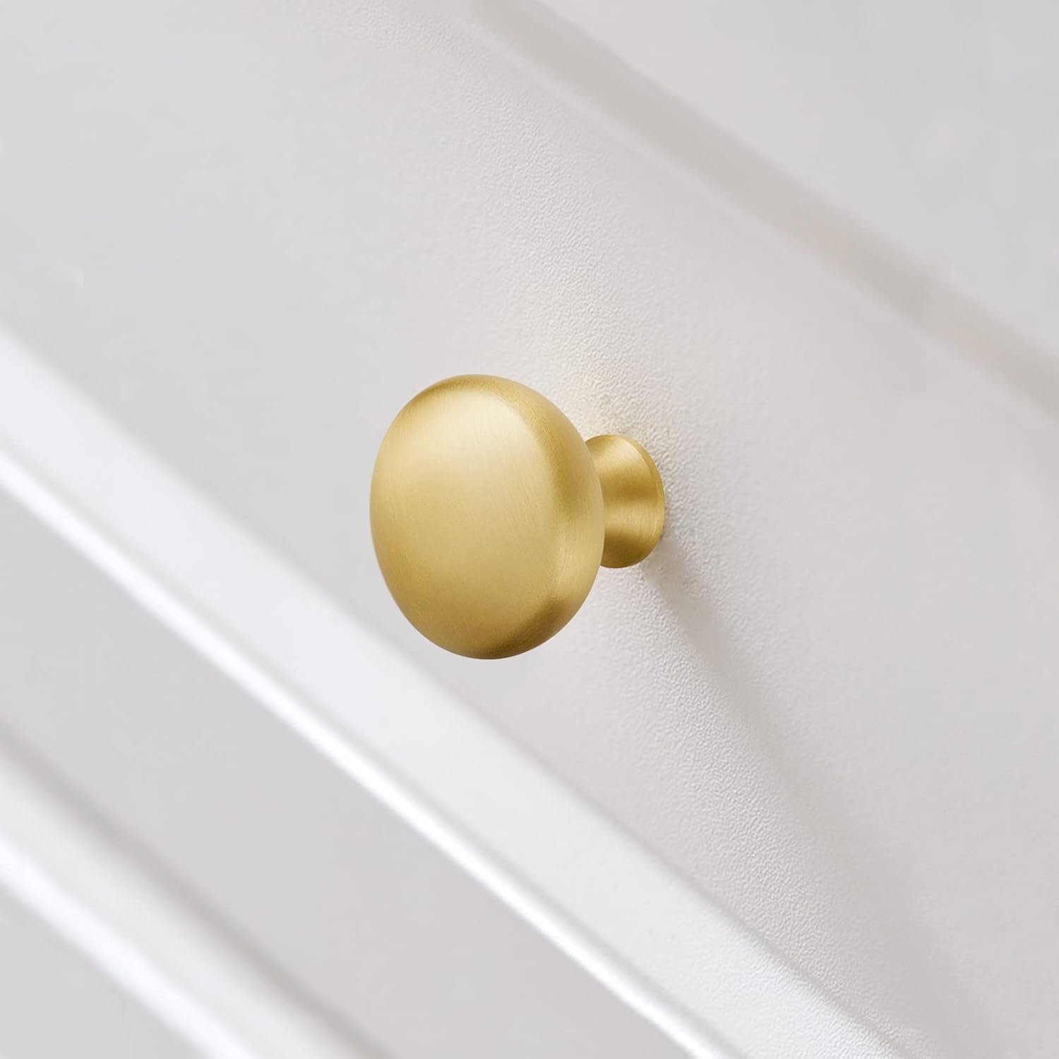 SALISENG Brushed Gold Kitchen Cabinet Knobs -5 Pack Solid Brass Handle for Dresser Drawer,1-1/4 Inch Diameter, Modern Round Cupboard Closet Vanity Pulls - Furniture Hardware for Bathroom Bedroom