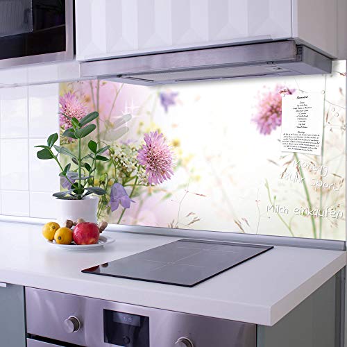 banjado Küchenrückwand Glas ohne Bohren 120x60cm – Glasrückwand Küche mit Motiv Wiese Blumen/Spritzschutz Küchenrückwand Glas/selbstklebende Küchenrückwand Platte - magnetisch & beschreibbar
