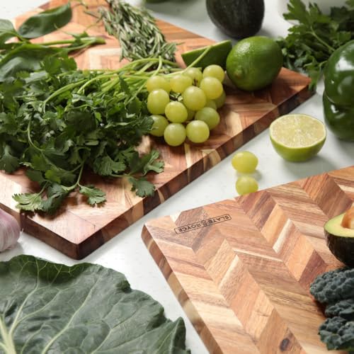 Set de 2 tablas para cortar de madera acacia con patrón espiga miniatura 5