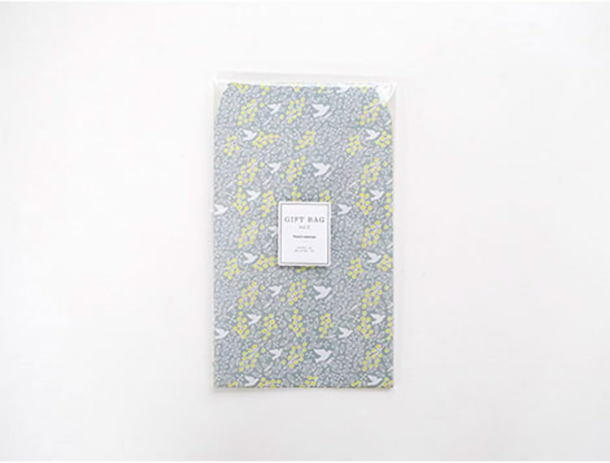 Set of 6 assorted printed envelopes with labels Vol. 2 winter forest 16.5 x 25 cm. 3 models, 2 envelopes per model