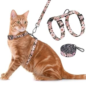 Cat Harness and Leash Set, Adjustable Kitten Harness Escape Proof Cats Harness, Soft Lightweight Walking Travel Pet Harness, Cute Kitty Harness Leash Set for Small Medium Cats, Light Pink