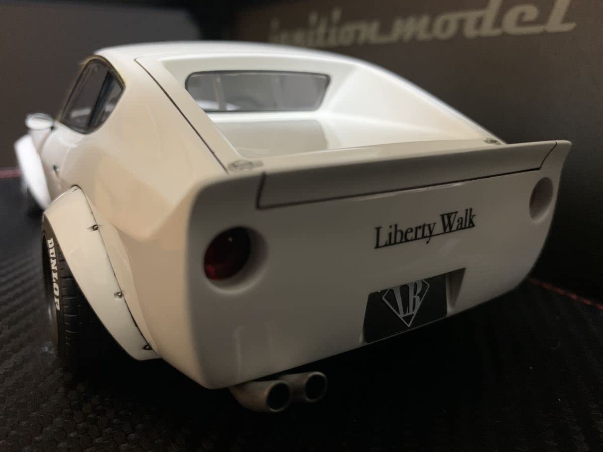 Amazon | 未使用 希少色 1/18 IG1100 LB-WORKS Fairlady Z (S30) White