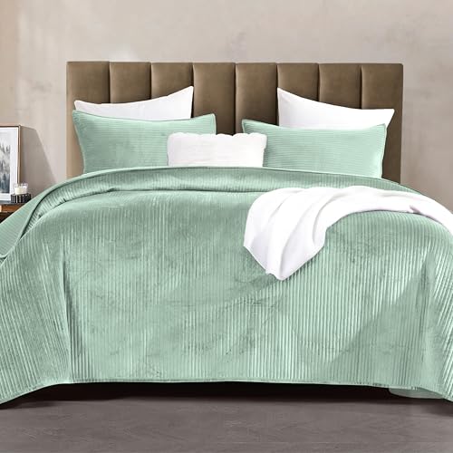 Elegant Comfort Luxury 3-Piece Velvet Corduroy Stripe Quilt Set, Ultra Soft Bedspread - Cozy Velvet Coverlet Set - 3PC Medium Weight Quilted Set with Matching Pillow Shams, King, Smoke Green