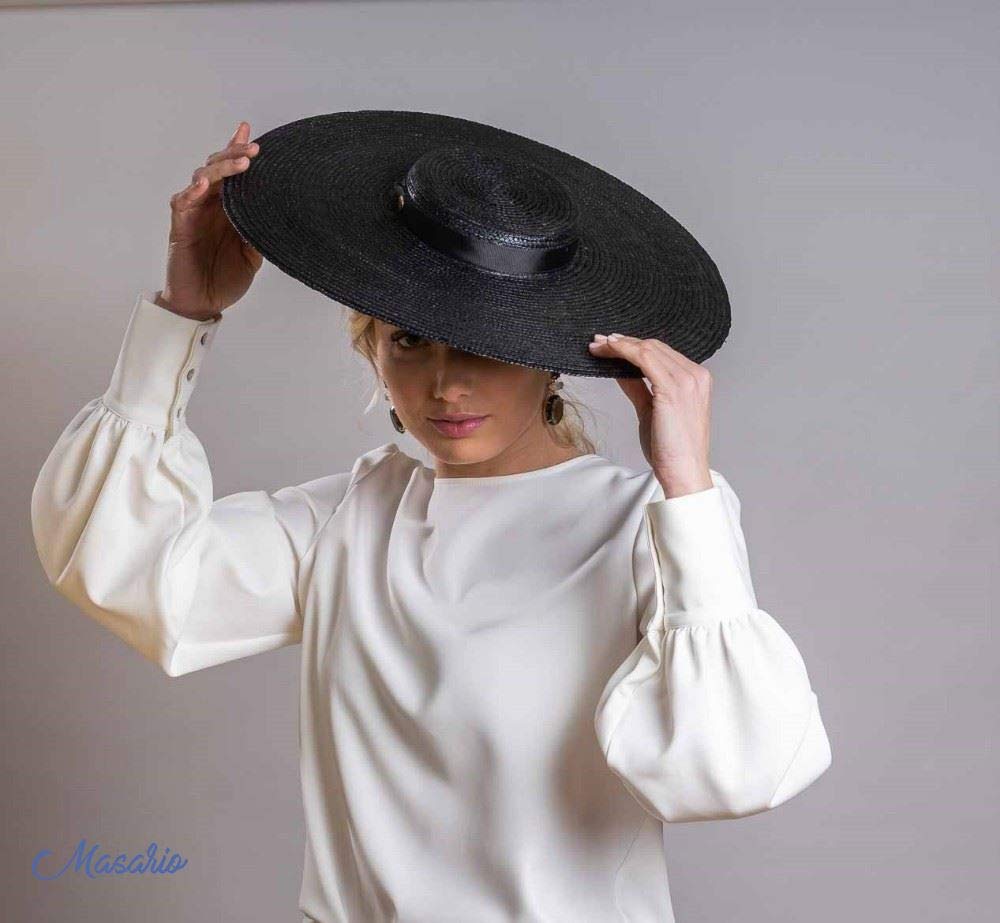 Masario Pamela Tocado de Paja Trenzada Modelo París. Color Natural. 43 cm de diámetro Aprox. 1 ud. (Negro, El diámetro Total es de 43 cm Aprox.)