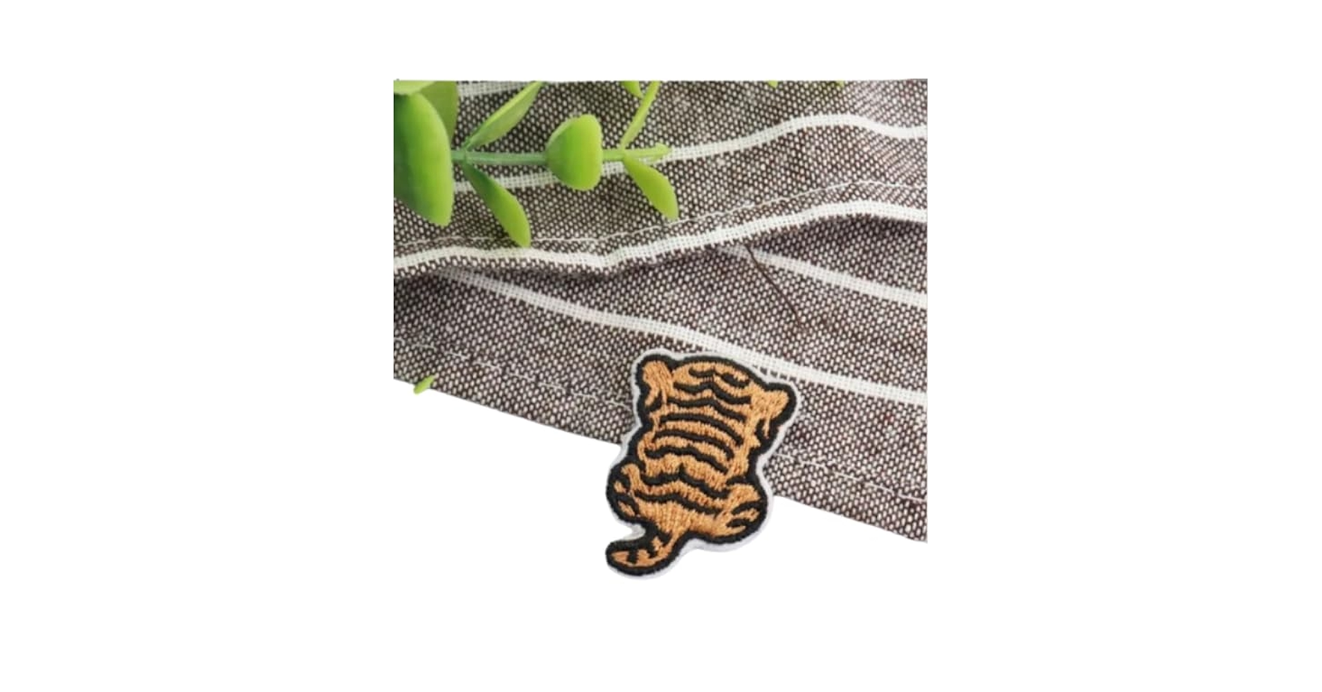 Amazon.co.jp: かわいい 虎ちゃん トラ 刺繍 ワッペン かわいい