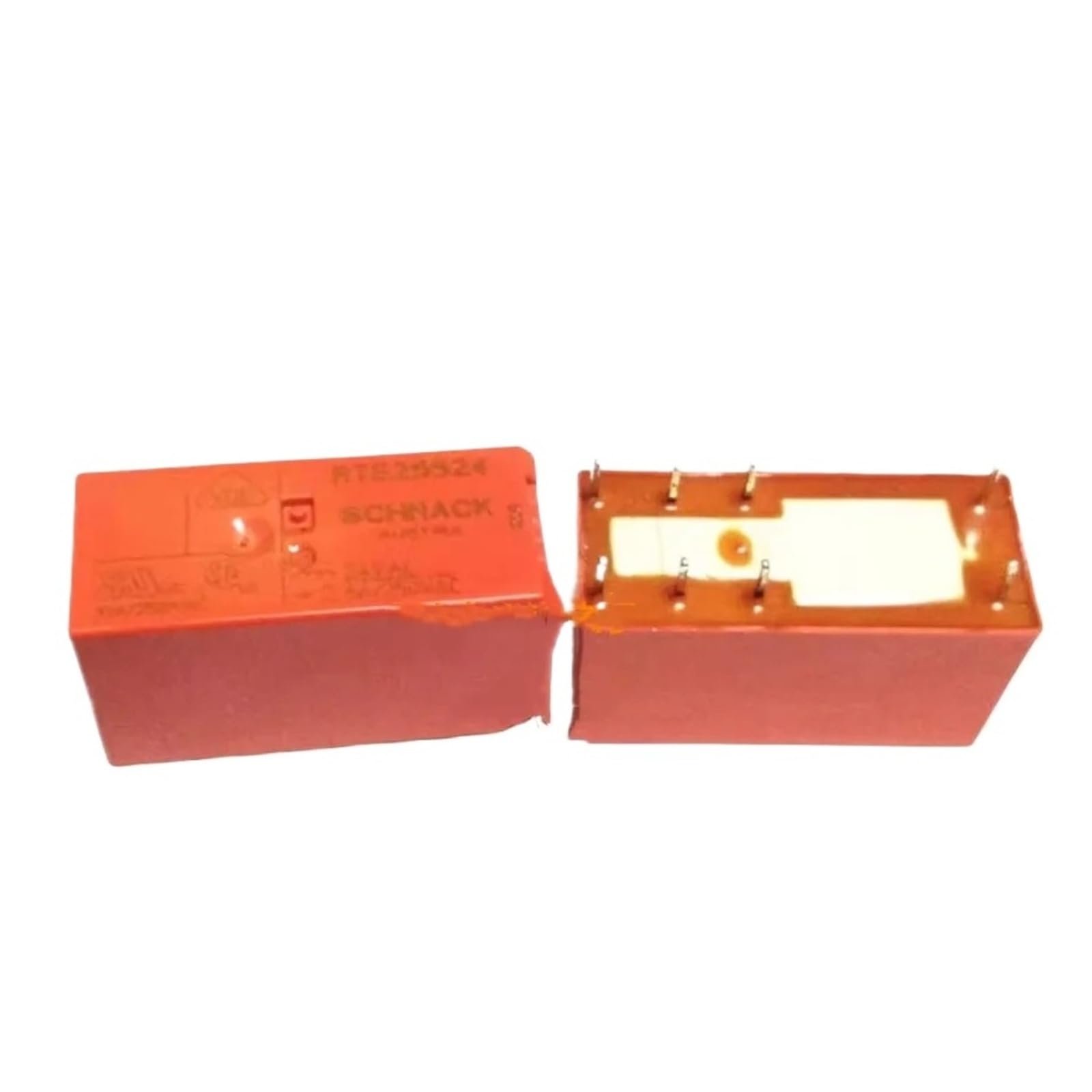 Relais RTE25524 8 broches alimenté en 24V CC pour circuits électriques 8A 250V CA