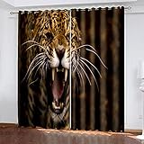 Facile à assembler: Chaque pièce dispose de 8 œillets en métal argenté (6 cm de diamètre extérieur, 4 cm de diamètre intérieur), ils sont soigneusement combinés et insérés directement dans le tissu. Faites simplement glisser la tringle standard à travers l'œillet et accrochez le rideau. Convient à 90% - 95% des rideaux du marché.