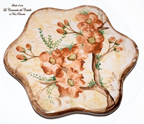 Sottopentola Linea Fiori di Pesco Realizzato e dipinto a mano Le Ceramiche del Castello Made in Italy Pezzo Unico dimensioni 17 x 17 centimetri