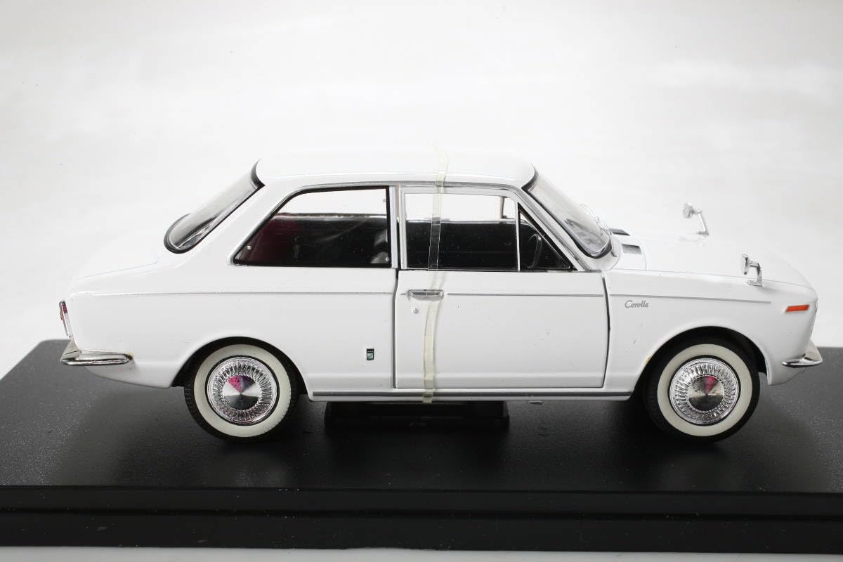 Amazon | アシェット 1/24 Toyota Corolla 1100 DX 1966年 国産名車