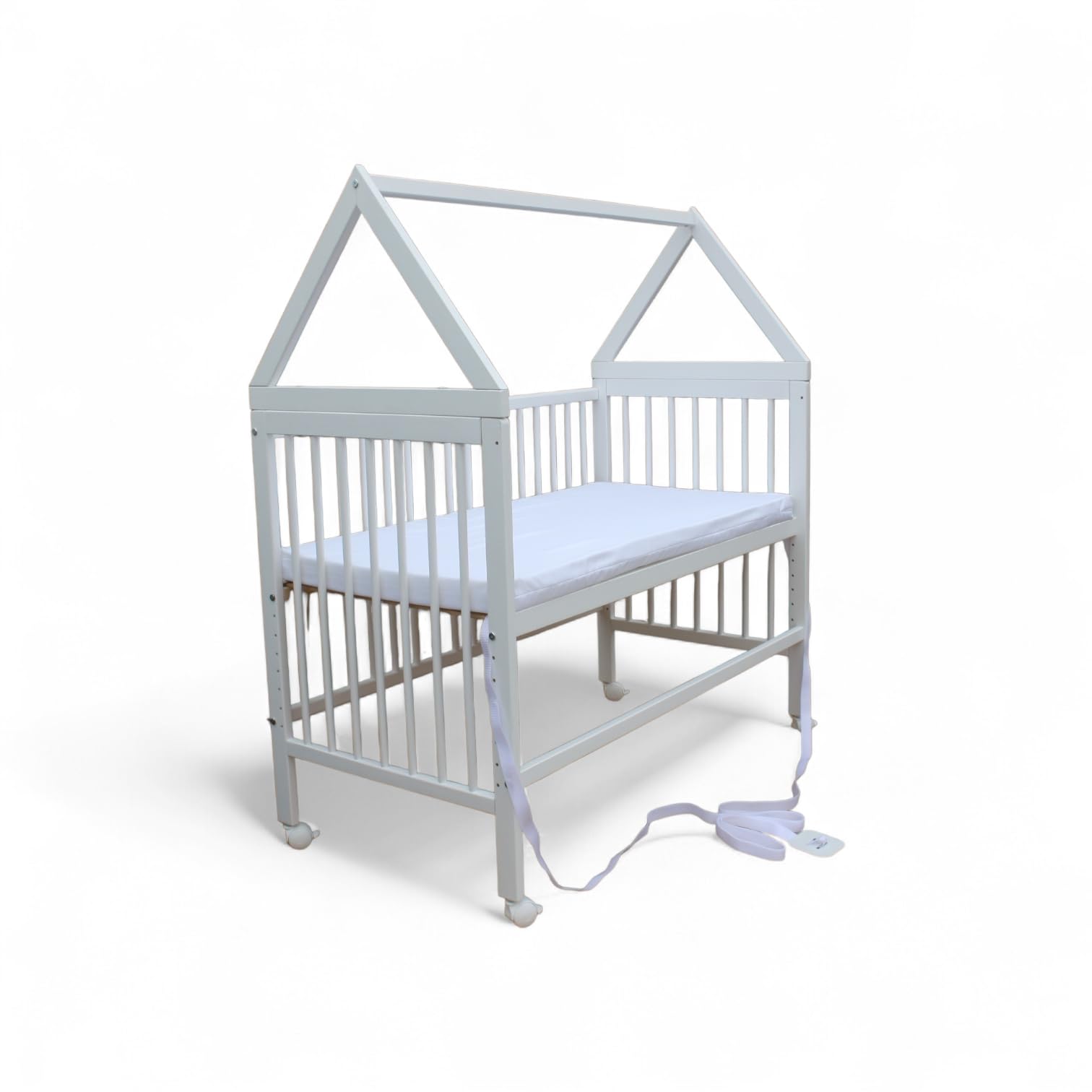 Micoland Kinderbett - Beistellbett - Babybett 120x60 cm umbaubares Bett mit Gurt, Rädern und optional Matratze (Haus mit Matratze Weiss)