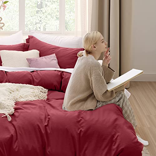 Image of Bedsure Red Duvet Cover Queen Size - 3 Pieces Prewashed Cotton-Like Polyester Extra Soft Bedding Set, Includes 1 Duvet Cover 90x90 Inches with Zipper Closure & 2 Pillow Shams, Comforter Not Included