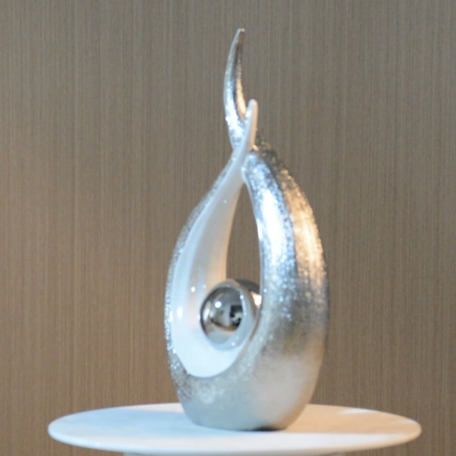 Figura Decorativa Abstracta Moderna de Porcelana 27 cm miniatura 7