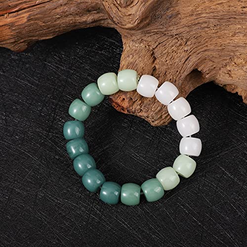 Bracelet en jade Bodhi naturel avec dégradé unique pour une élégance intemporelle au poignet