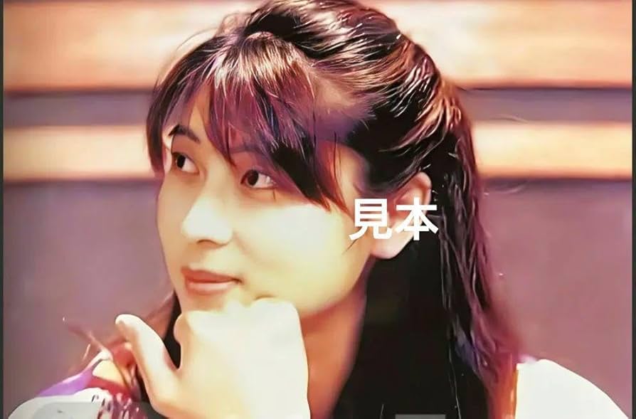 ◎レア◎ZARD(坂井泉水)◎ハンカチ◎ラクマパック◎ ◎レア◎ZARD(坂井泉水)◎ハンカチ◎ラクマパック◎ ◎レア