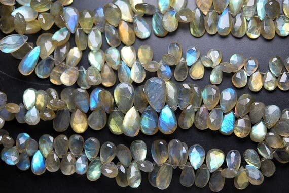 Labradorite facettée LKBEADS briolette poire bleu jaune 18-12mm pour création de bijoux