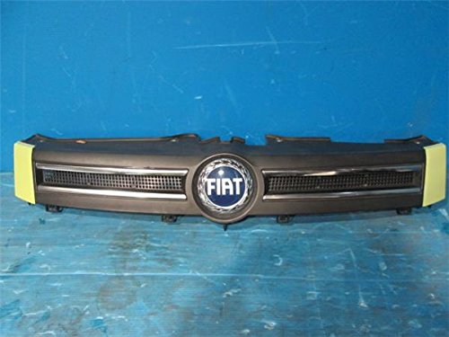 FIATパンダフロントグリル