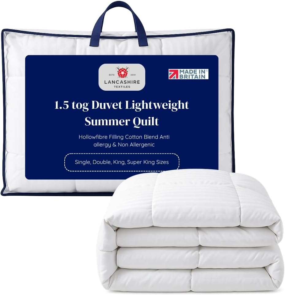Lancashire Textiles 1.5 Tog King (230 x 220 cm) Summer Duvet Lightweight Hollowfibre Cotton Blend Breathable Bedding Anti Allergy Machine Washable Made in Britain Duvet Insert