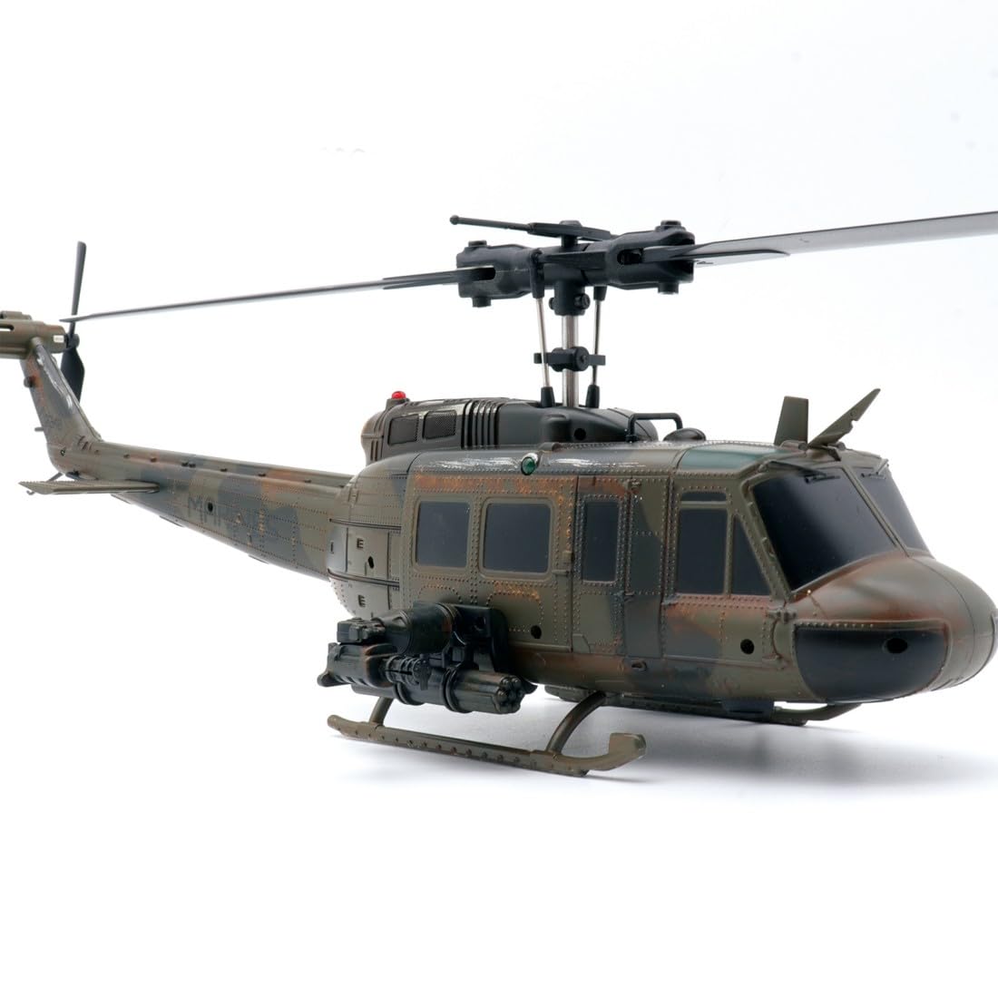 1/48 RC ERA C032 UH-1 Huey 6-Kanal RC Hubschrauber ohne Paddel, Optical-Flow-Positionierung, Handbemalte Limited Edition, Maßstabsgetreues Militärmodell(2 Batterien)