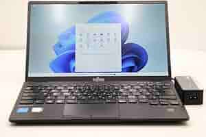 富士通LIFEBOOK U9311/F Core i5 16GB SSD1TB Fujitsu LifeBook U9311X review - extremely light but oddly