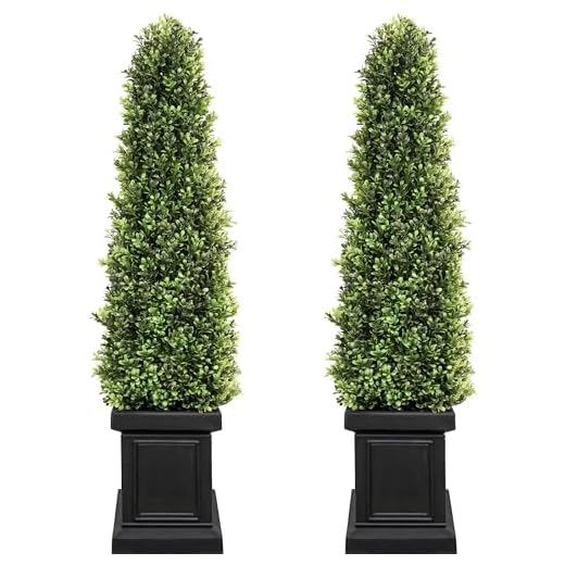 19 Gorgeous Boxwood Landscaping Ideas for Every Garden 2 3.5ft Boxwood Outdoor Topiary Set of 2, Tall All Year Green Fake Plant Topiary Trees Artificial Outdoor Porch Trees with Sturdy Pot for Outdoor Indoor (Square)