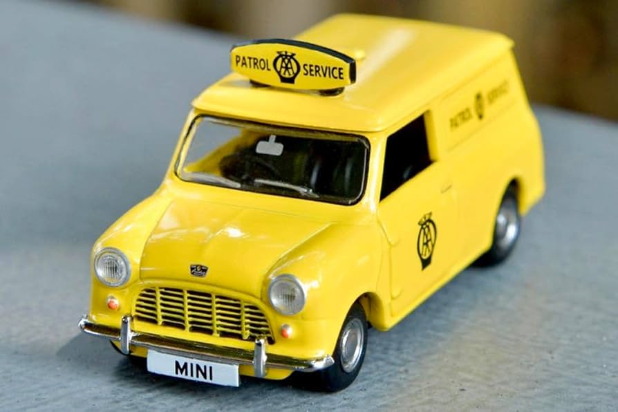 ・オースチンミニバンダイキャストミニカー Amazon | 1/24ミニクーパー赤白ダイキャスト製ミニカー☆オースチン