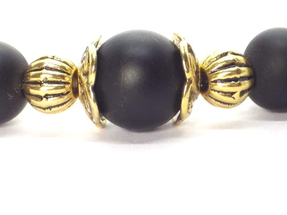 Conjunto para mujer con pulsera, collar y pendientes de piedras naturales y detalles de latón dorado