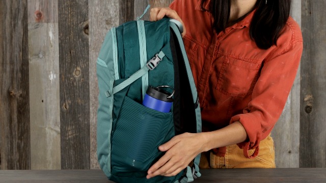 Watch Osprey Axis Backpacks on Amazon Live