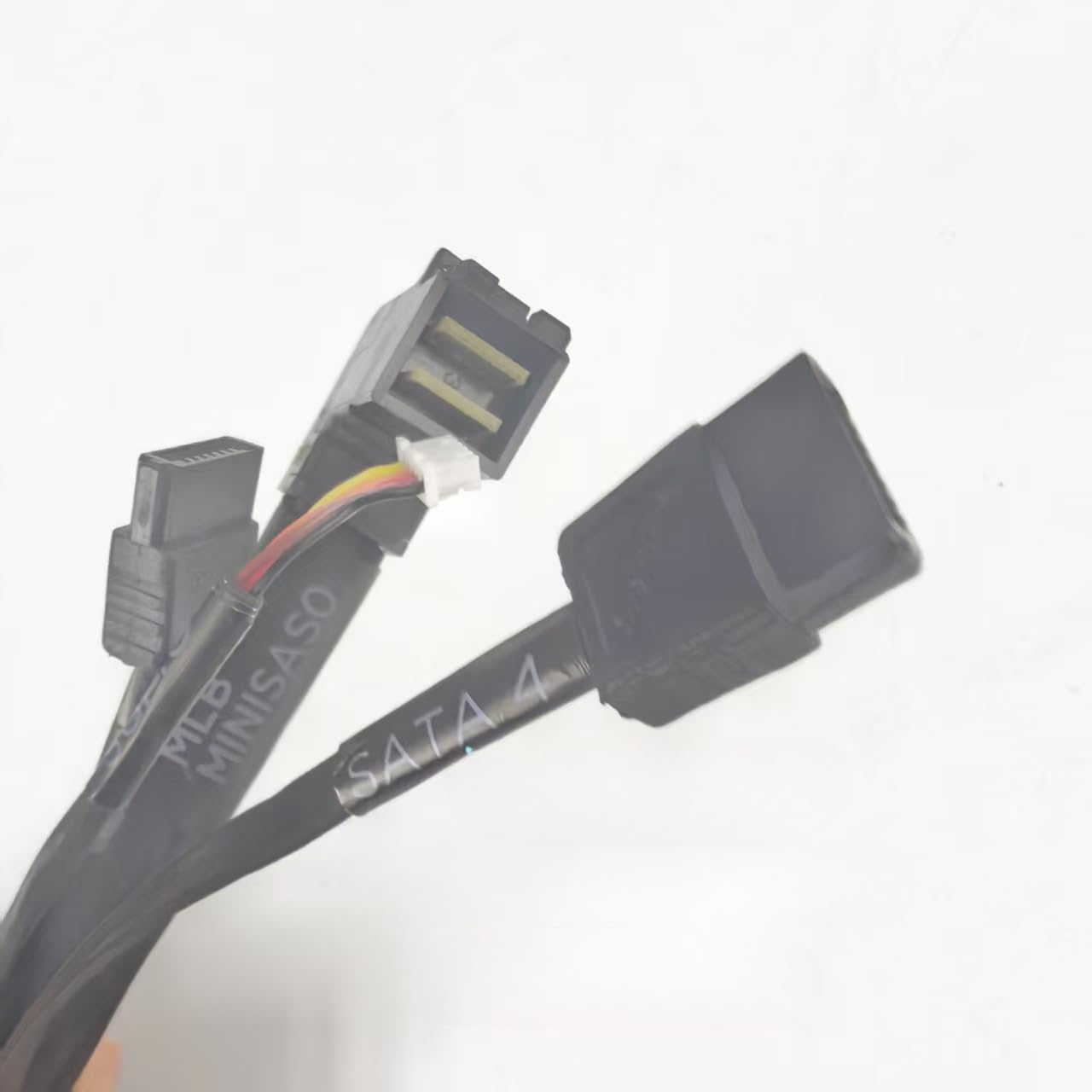 New for C6320 SFF-8087 SFF-8643 SAS/SATA Data Cable WG43V 0WG43V 58CM