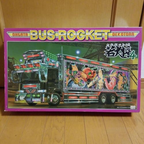 Maquette Aoshima 132 Grande Fusée Basse Décorée Tra Wakadai 4 camion de style Dekotora