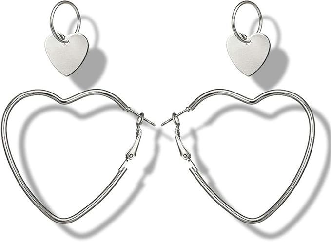 Amazon Co Jp Lizanan 韓国語版女性の気質のハートのイヤリング傾向シンプルな人気の中空彫りデザインシルバー イヤリング おもちゃ