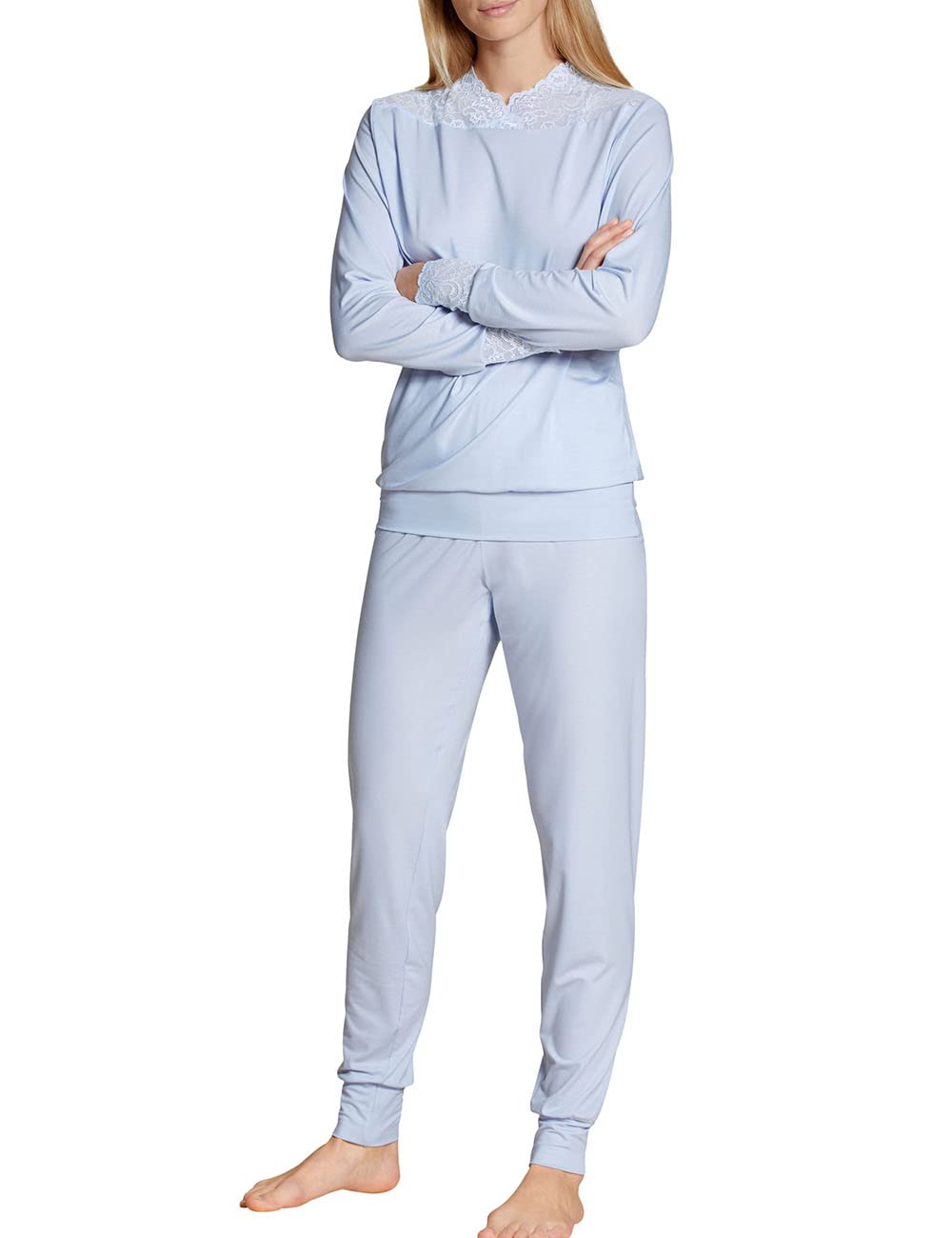 CALIDAWomen's Elegant Dreams Pajama Set