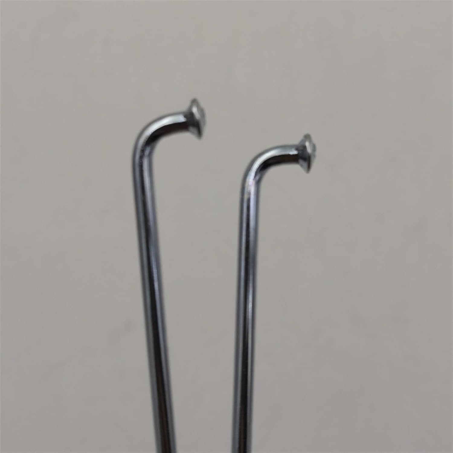 Fahrradspeichen, Fahrradzubehör, 37 Stück, Durchmesser 2,6 mm, Material 45# Stahl, 12 G, elektrische Fahrradspeichen, silberfarben, J-Biegung, runder Körper, gleicher Durchmesser, elektrische Fahrrads