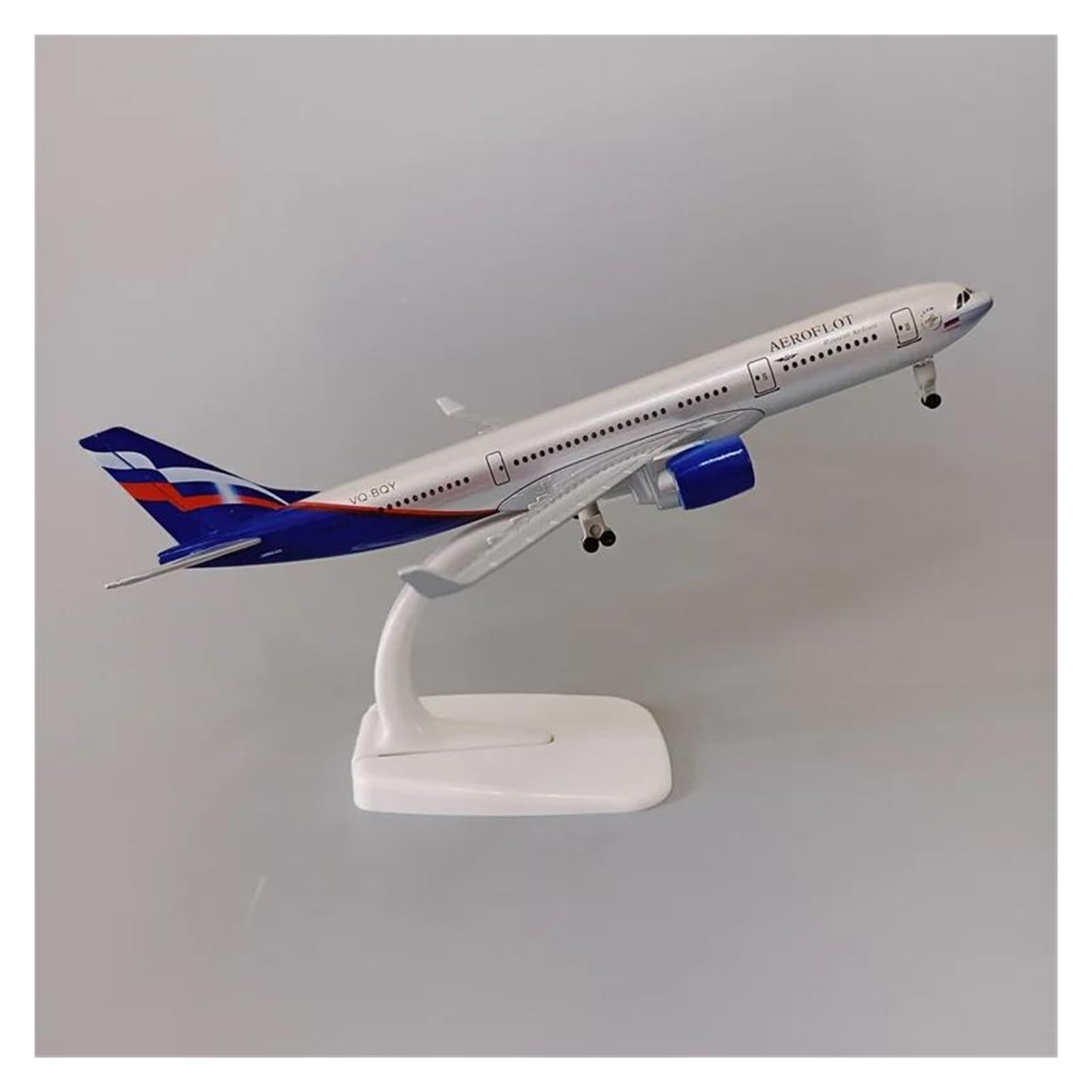 Modello di aereo in metallo pressofuso da 20 cm per Russian Airlines Airbus 330 A330 con supporto Modello di Aereo in lega