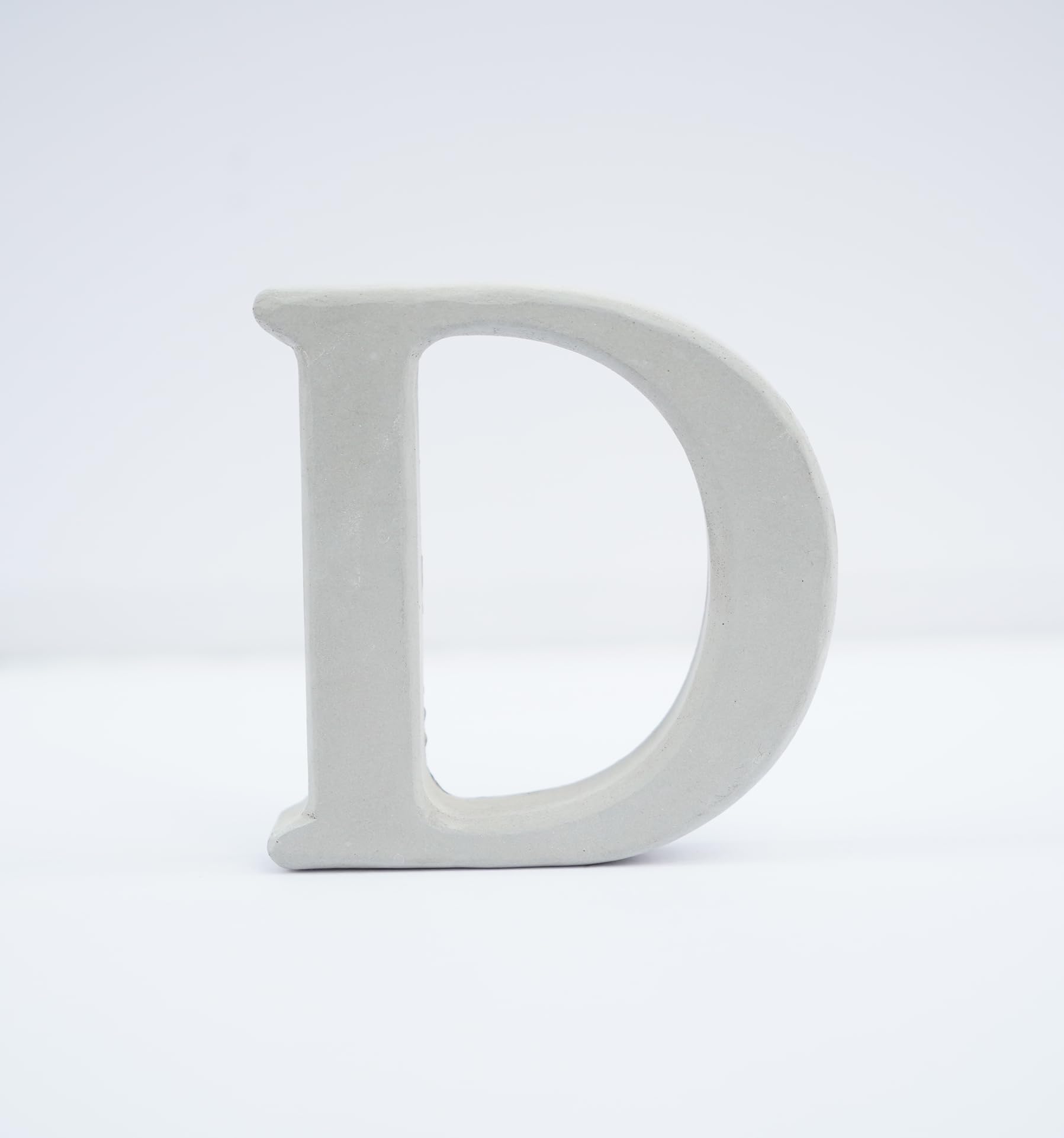 Amazon.co.jp: アルファベット 『D』 コンクリート製 オブジェ 置物 英