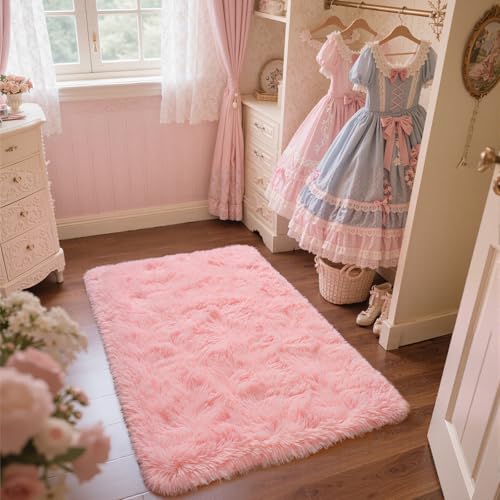 Zentavio Bedside Rugs Small 2x3 Shag Entry Entrance Rugs Soft Girls Bedroom Carpet Area Rugs for Dorm College Essentials Non-Slip Living Room Throw Rug Home Decor Aesthetic Nursery Pink