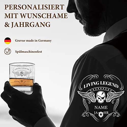 Foto von Whiskey Glas mit Gravur (Name & Datum) I Rockiges Totenkopf Design I Personalisiertes Whiskyglas für Männer & Motorradfahrer