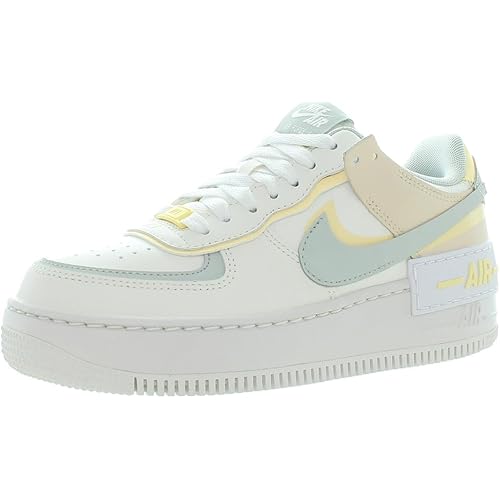 NIKE Girl's Basketball Shoe, 7.5 US