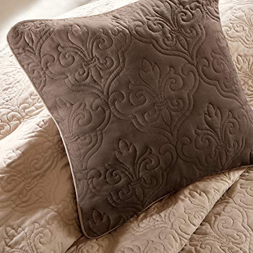 Madison Park Attingham Reversible Quilt Set - All Season Breathable Coverlet, Lightweight Cozy Bedding Layers, Matching Shams, King/Cal King(104"X94"), Beige Multi 7 Piece #TOP3