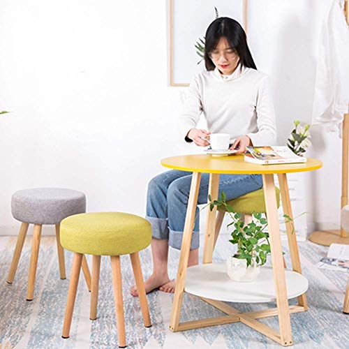 Tabouret en bois massif confortable pour optimiser les petits salons
