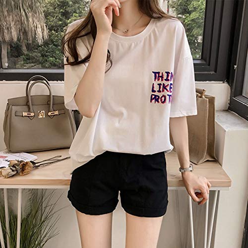 loose t shirt and shorts