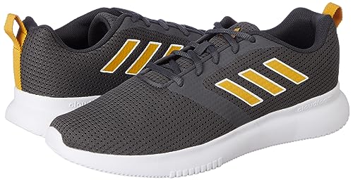 Image of adidas Men Fleecewalk M Walking Shoe