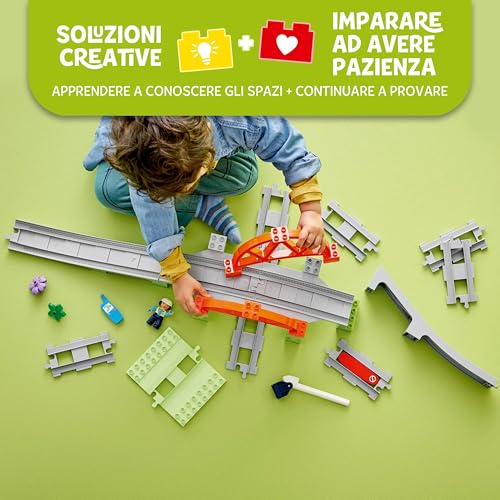 DUPLO Pack di Espansione Ponte e Binari Ferroviari Giocattolo - Giochi Didattici con 8 Pezzi di Rotaie, Ponte, Barriera e Mattoncino Interattivo - Regalo per Bambini e Bambine da 2 Anni - 10426 - Lego - Immagine 2