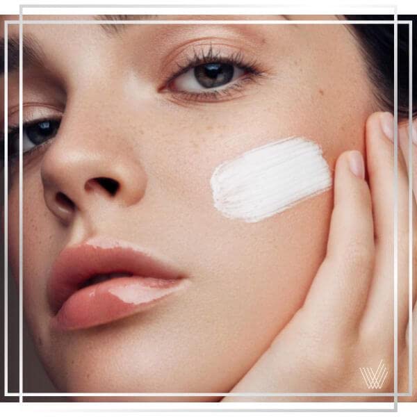 REFLECTIVES® Undercover Cream 2-in-1 Feuchtigkeitscreme & Make-up Primer (30ml)