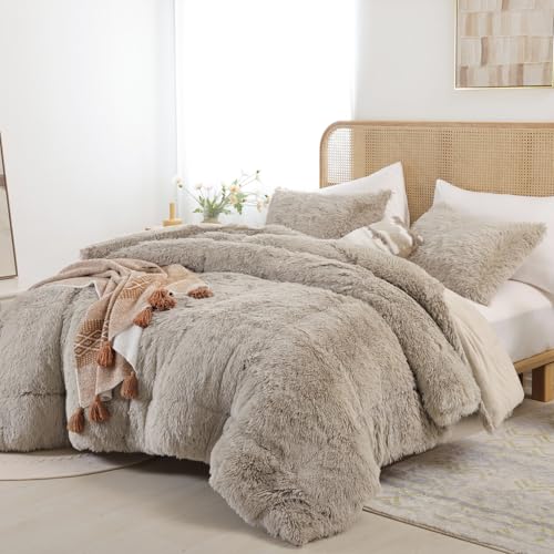 Smoofy Fluffy Queen Comforter Set, Faux Fur Fuzzy Plush Comforter, Soft Comforter Set Queen Size, Shaggy Bedding Set, 3 Pieces, 1 Comforter (90"x90") & 2 Pillow Cases (20"x26"), Oatmeal