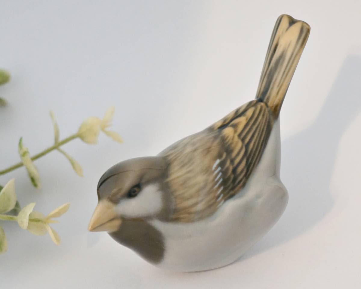 お値下げ【  ロイヤルコペンハーゲン】雀　置物　鳥 ROYAL COPENHAGEN ロイヤルコペンハーゲン】雀置物鳥