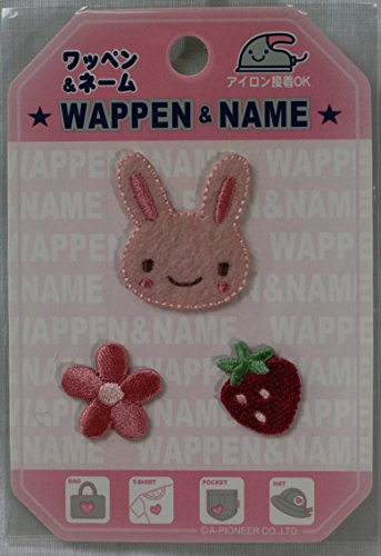 Petit lapin appliques fleurs de fraise Pioneer mercerie R3.1.5