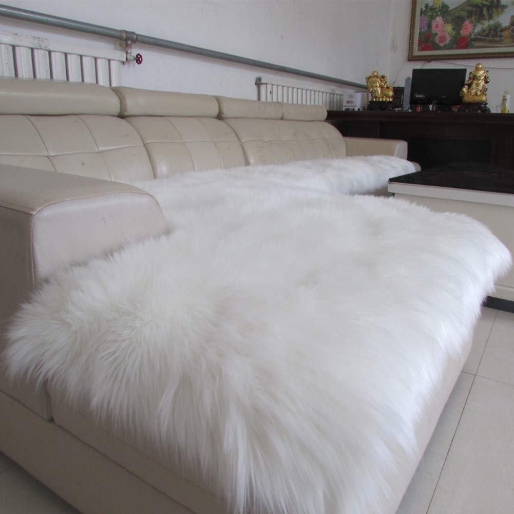Couverture de salon en peluche YEARLY | Housse blanche 60x180cm