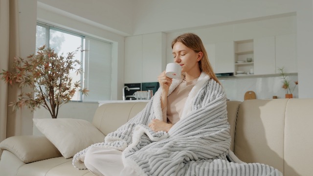 Elektrische Heizdecke 150x80cm USB - 3 Heizstufen Bis 65°C Mit Abschaltautomatik