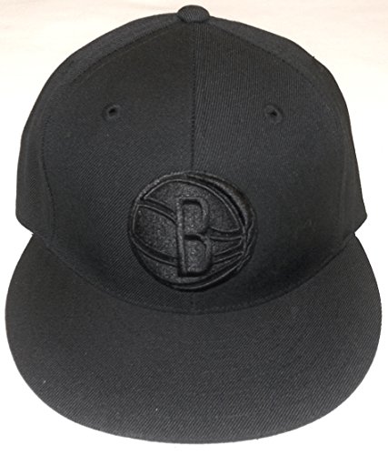Casquette Brooklyn Nets adidas TU34K noir taille 50 à bord plat