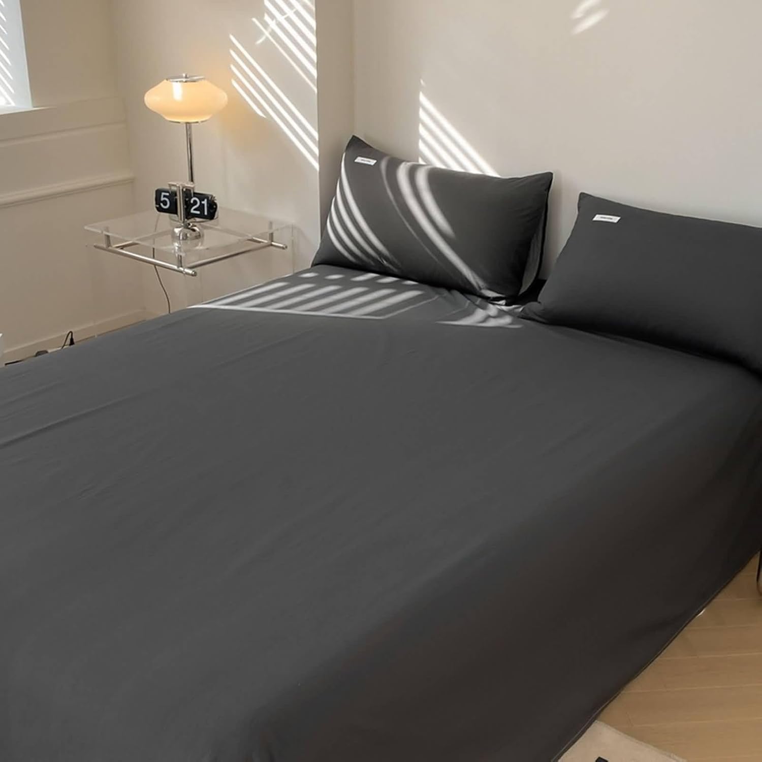 Beydodo Flat Sheet 70 x 90 inch, Fitted Sheets Solid White, Soft and Comfortable Cotton Bed Cover 180x230cm